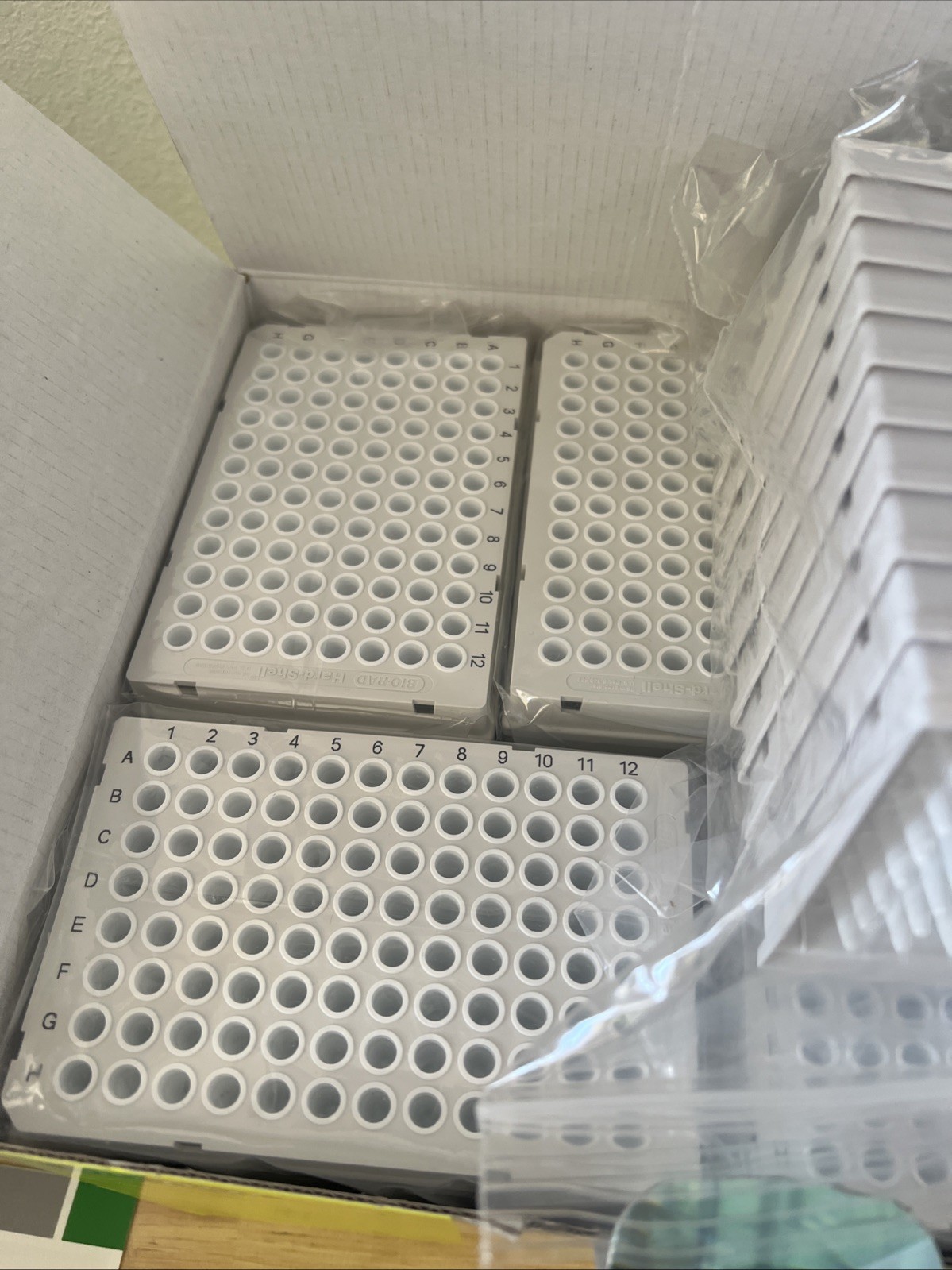 Lot Of 4 Boxes Bio Rad HSP9655 Hard Shell PCR Plates 96 Well Thin Wall (50/box)