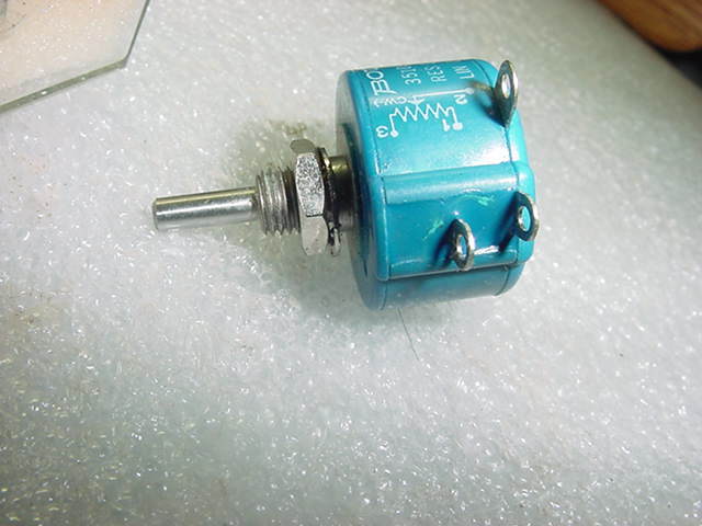 New Bourns Precision Rotary 3510S-1-202 Potentiometer turns 3 resistance 2000.0