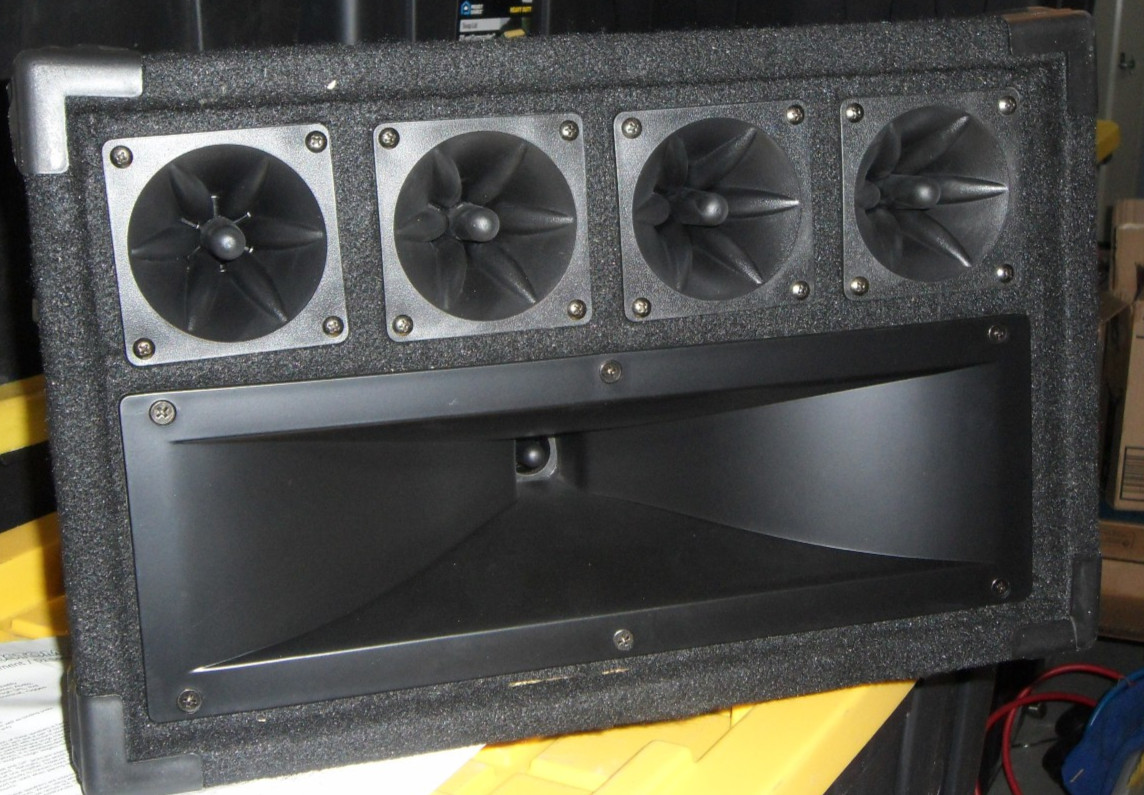 MCM CUSTOM AUDIO 555-10350 PA Speaker W/ Tweeter Array 600W 1kHz to 20k 95db