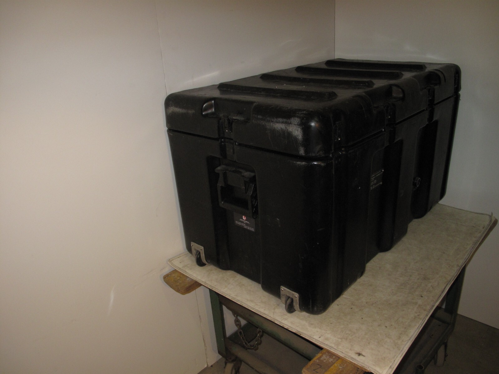 Hardigg Pelican AL3620-1704 Hinged Single Lid Hard Case 40x23x23 w/Wheels Black