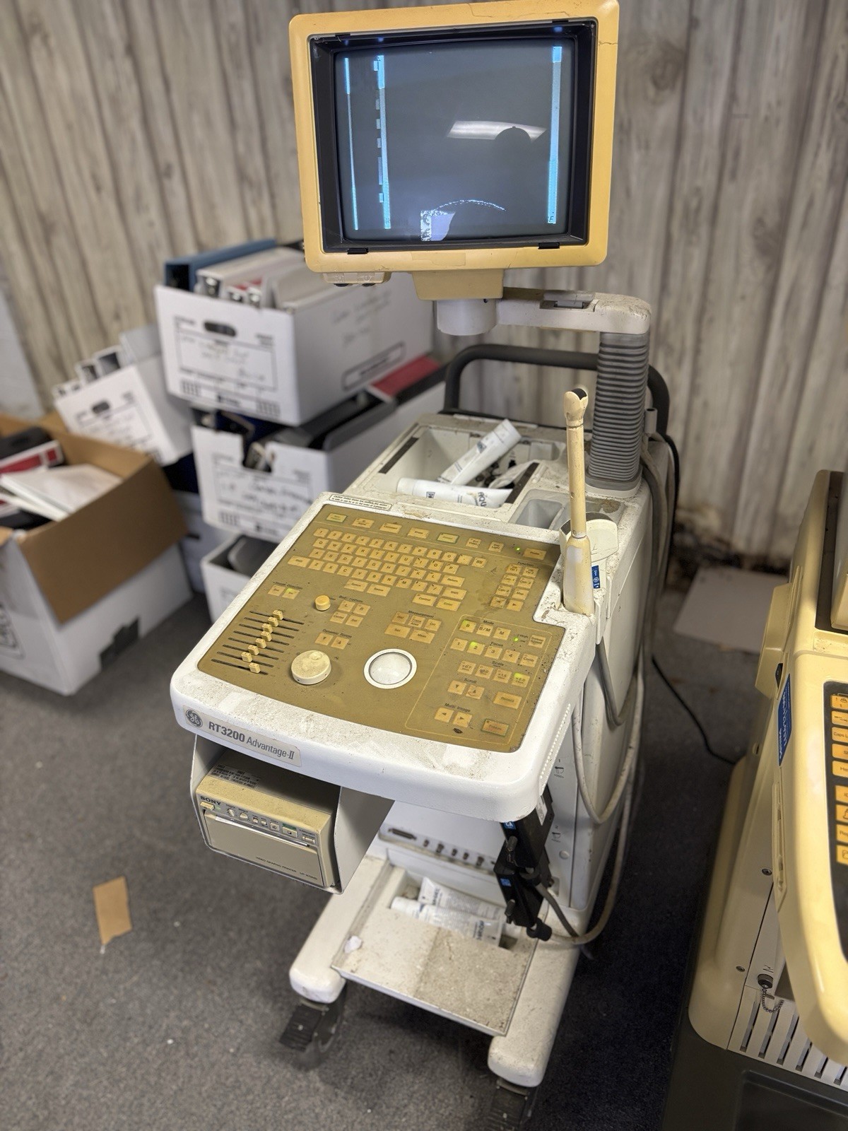 GE RT3200 Advantage II Ultrasound Machine