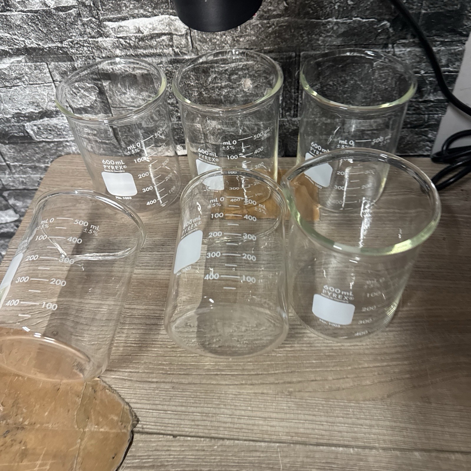 1003-600 Pyrex Heavy-Duty Beakers, 600mL QTY: 6