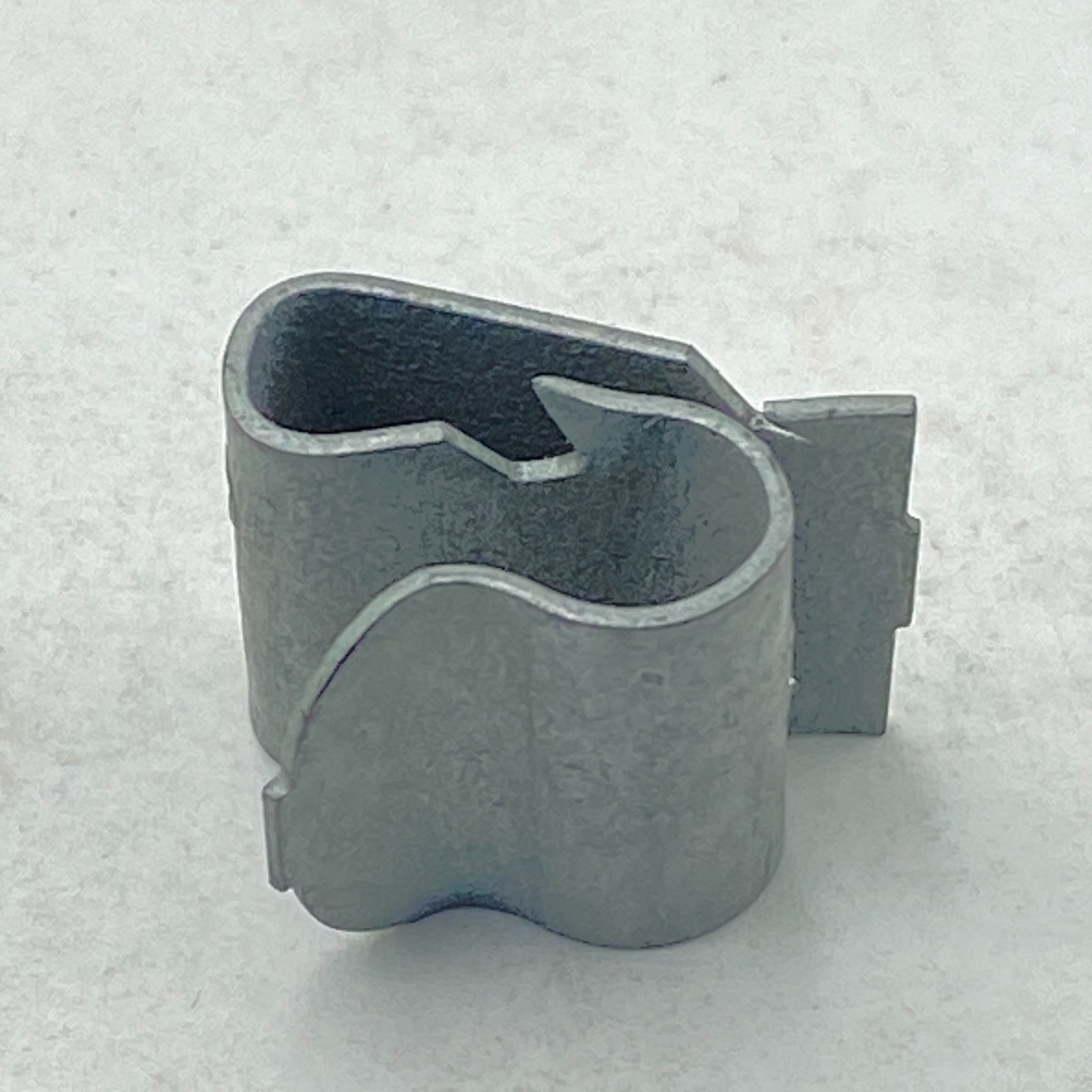 ERICO CADDY SC2D SNAP CLIP 468 THRU DIAMETER TO 1/16 THRU 3/16 FLANGE BOX OF 100