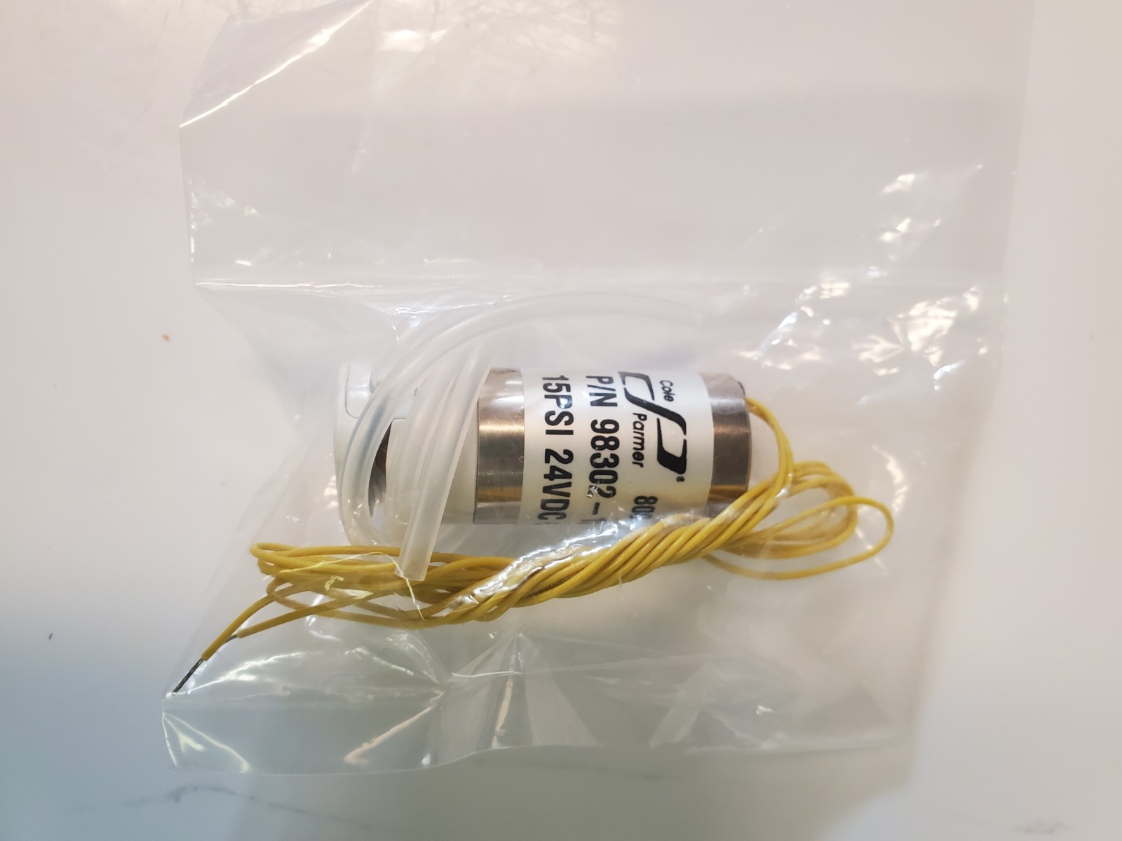 Cole-Parmer 98302-12 Masterflex Two-Way Normally Closed Solenoid Pinch Valve 24V