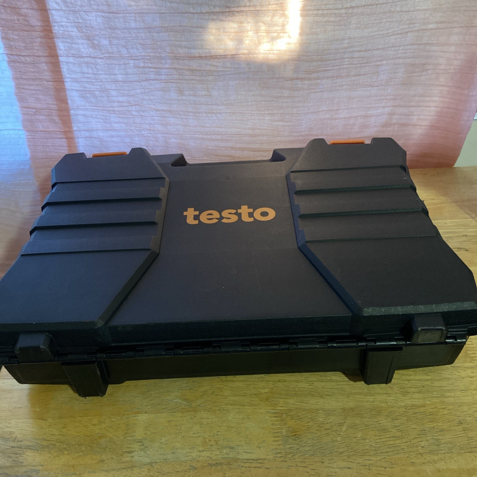 Testo 310 Residential Combustion Analyzer Kit, Black/Orange READ