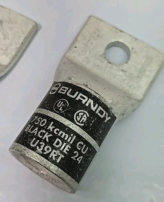 Lot of 2 – Burndy YA39L6, Compression Cable Lug, Hylug-750Kcmil-1/2 Stud-510554