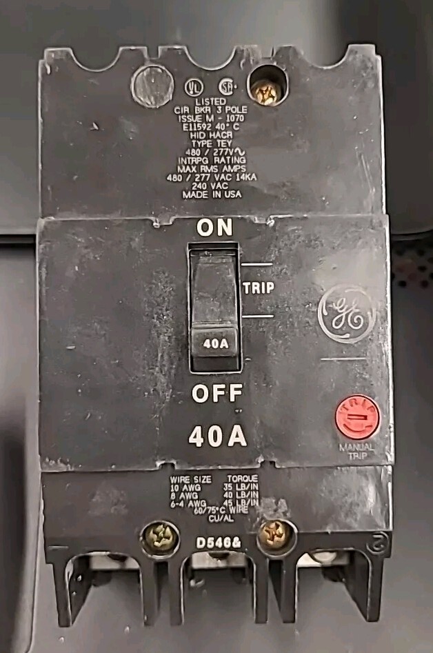 GE TEY340 40 AMP 480/277 VOLT 3 PHASE BOLT-ON CIRCUIT BREAKER CLEAN. !!L@@K!!