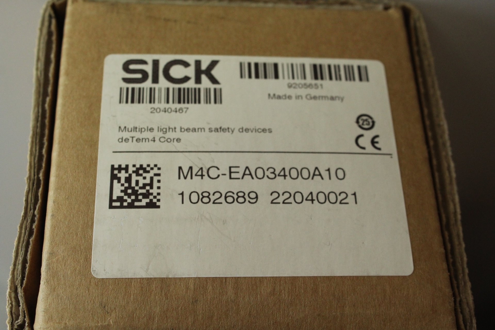 Sick M4C-EA03400A10 photoelectric sensor “new & original packaging”