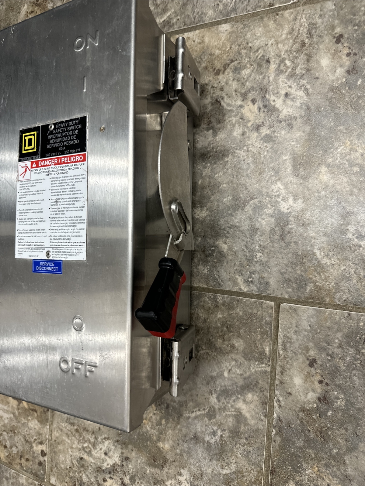 Square H222DS Disconnect 60A 240V Fused Stainless Steel 2 Pole W/Neutral safety