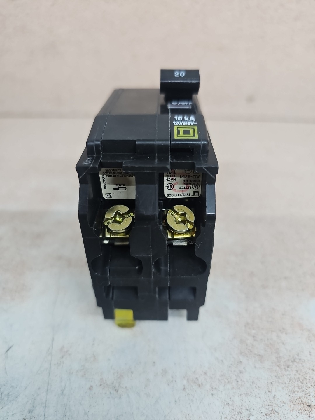 QOB220 Square D 20 Amp Circuit Breaker w#