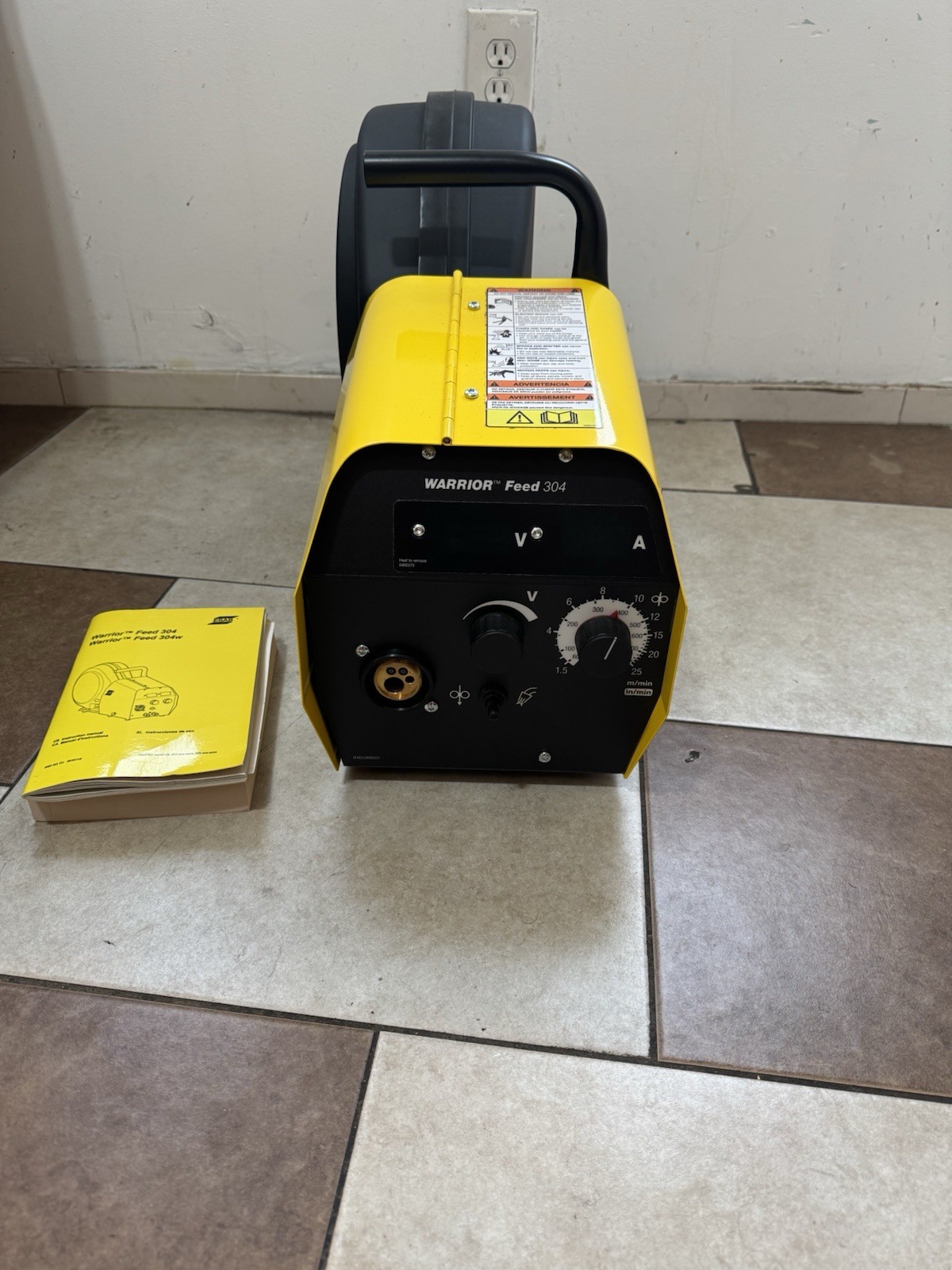 Esab Warrior Feed 304 wire feeder