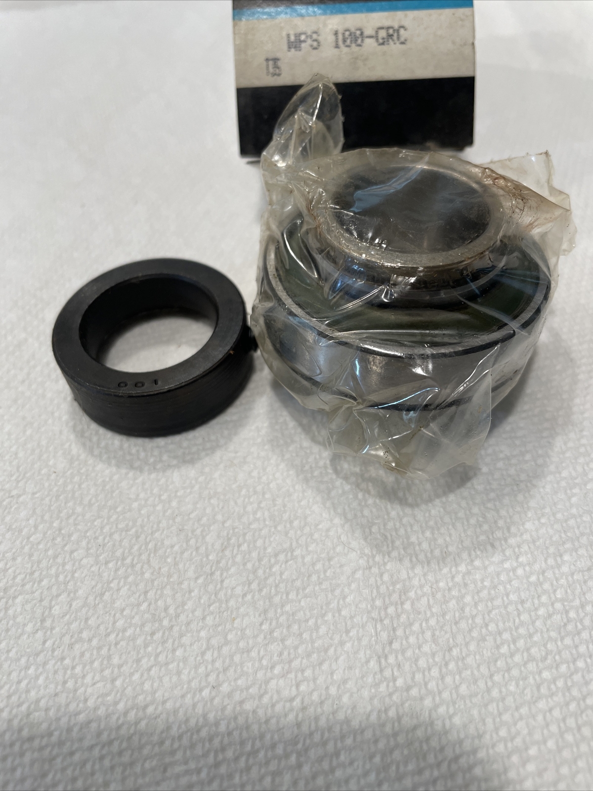 New Bower BCA WPS100-GRC Ball Bearing Insert with Collar Farm Tractor