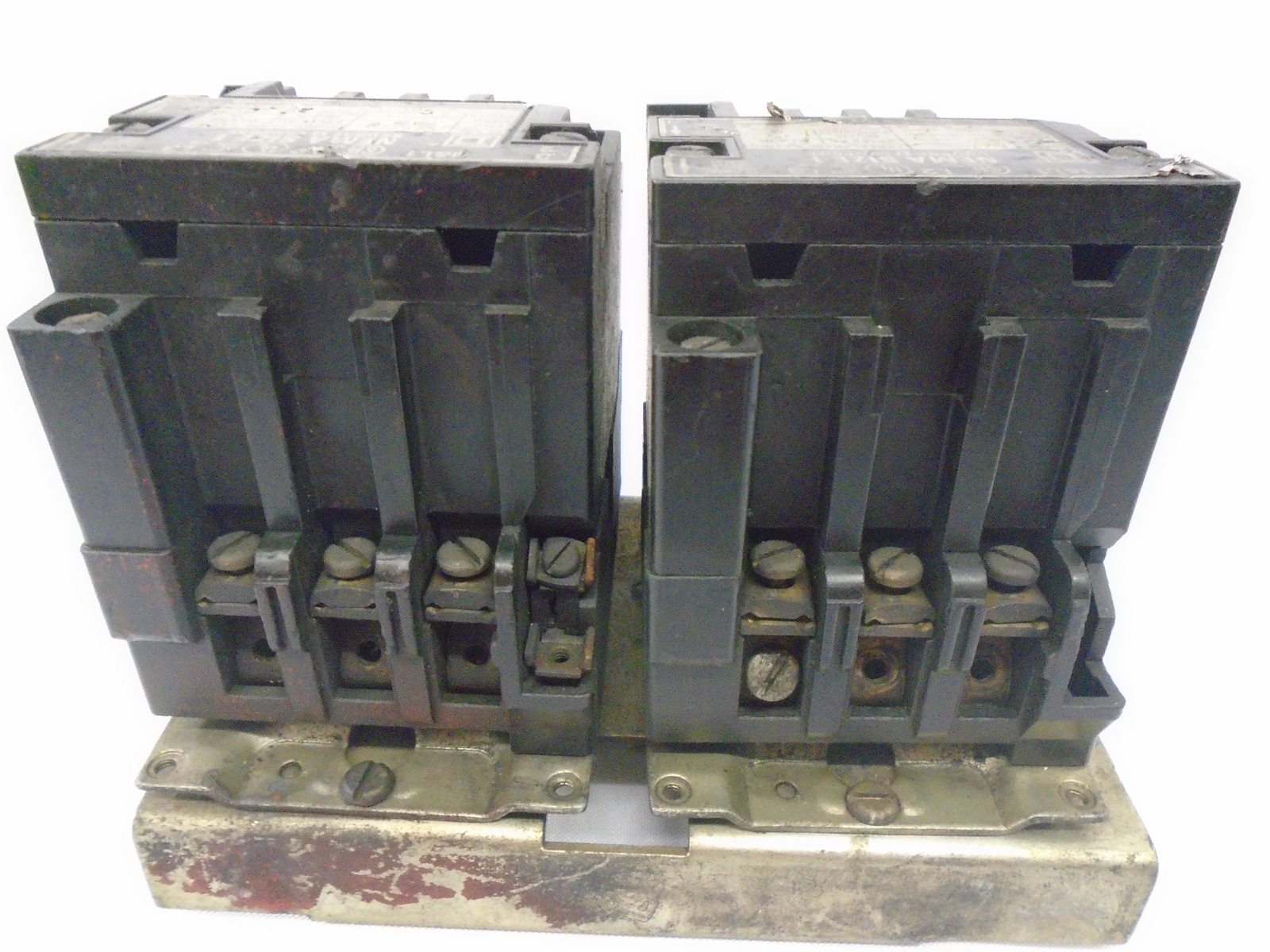 SQUARE D 8536 SCG / 8736 SCO3 SERIES A STARTER 3-PH SIZE 1 w/120V COIL