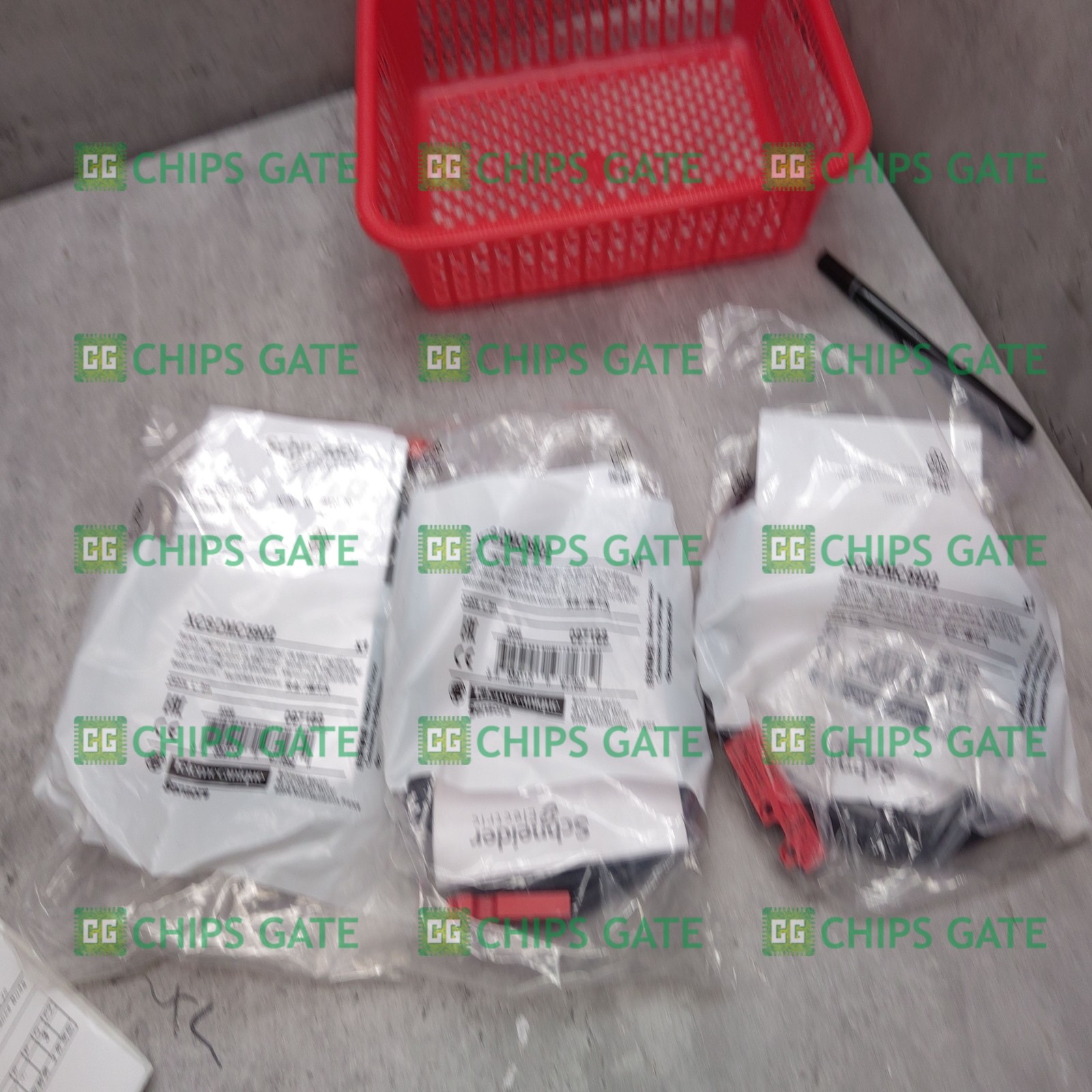 1PCS NEW Schneider Coded magnetic switches XCSZC5902 Fast Ship
