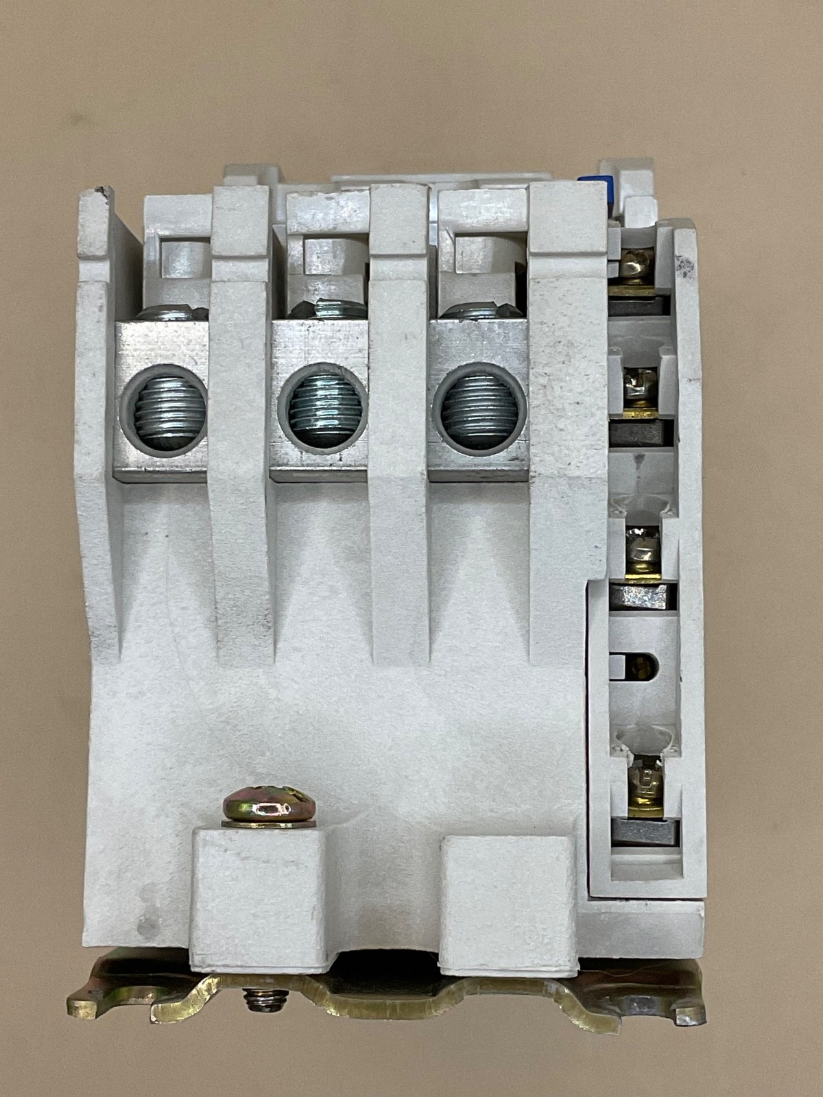 Cutler-Hammer AN16DNO Contactor Nema 1 with H2010B Overload and Relay
