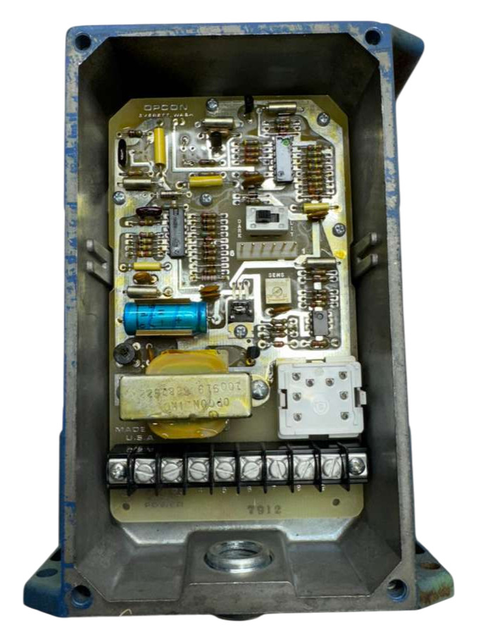 Opcon 1402A-6501 Photoelectric Sensor, 101028, 115VAC, 10VA, 570A, 8580A, 8582A