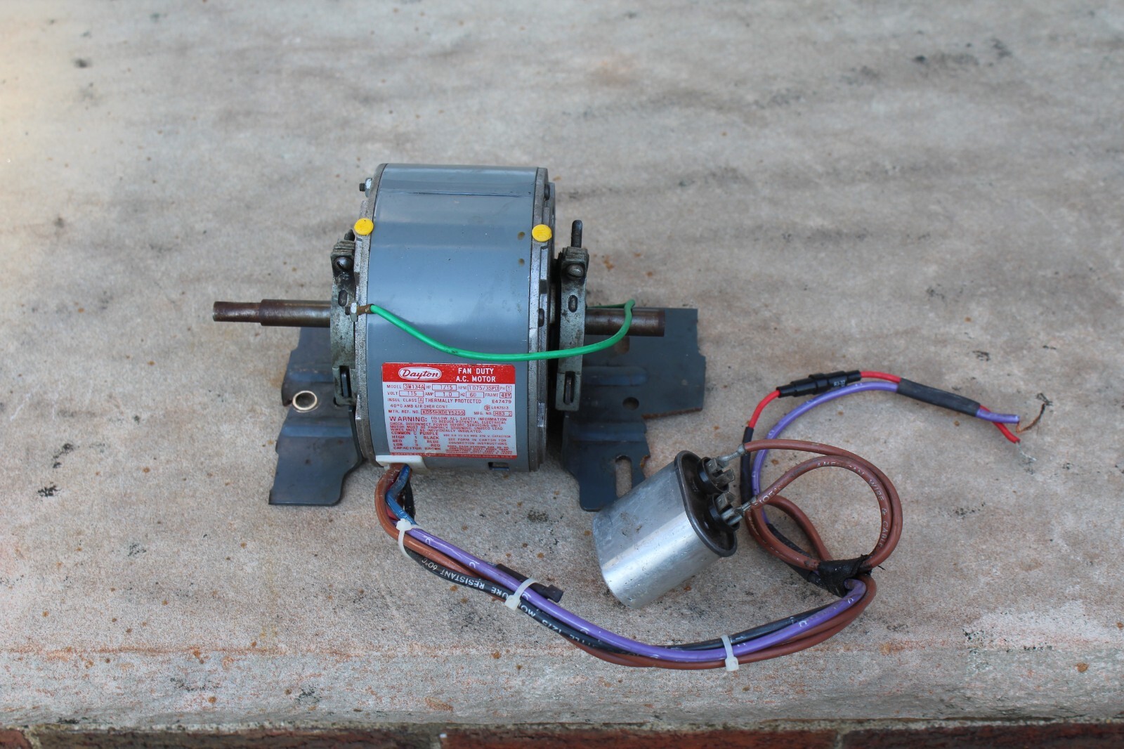 Dayton Fan Duty AC Motor Model 3M134A, 1/15 HP, 1075 RPM, 3 speed, 1PH, 115 Volt