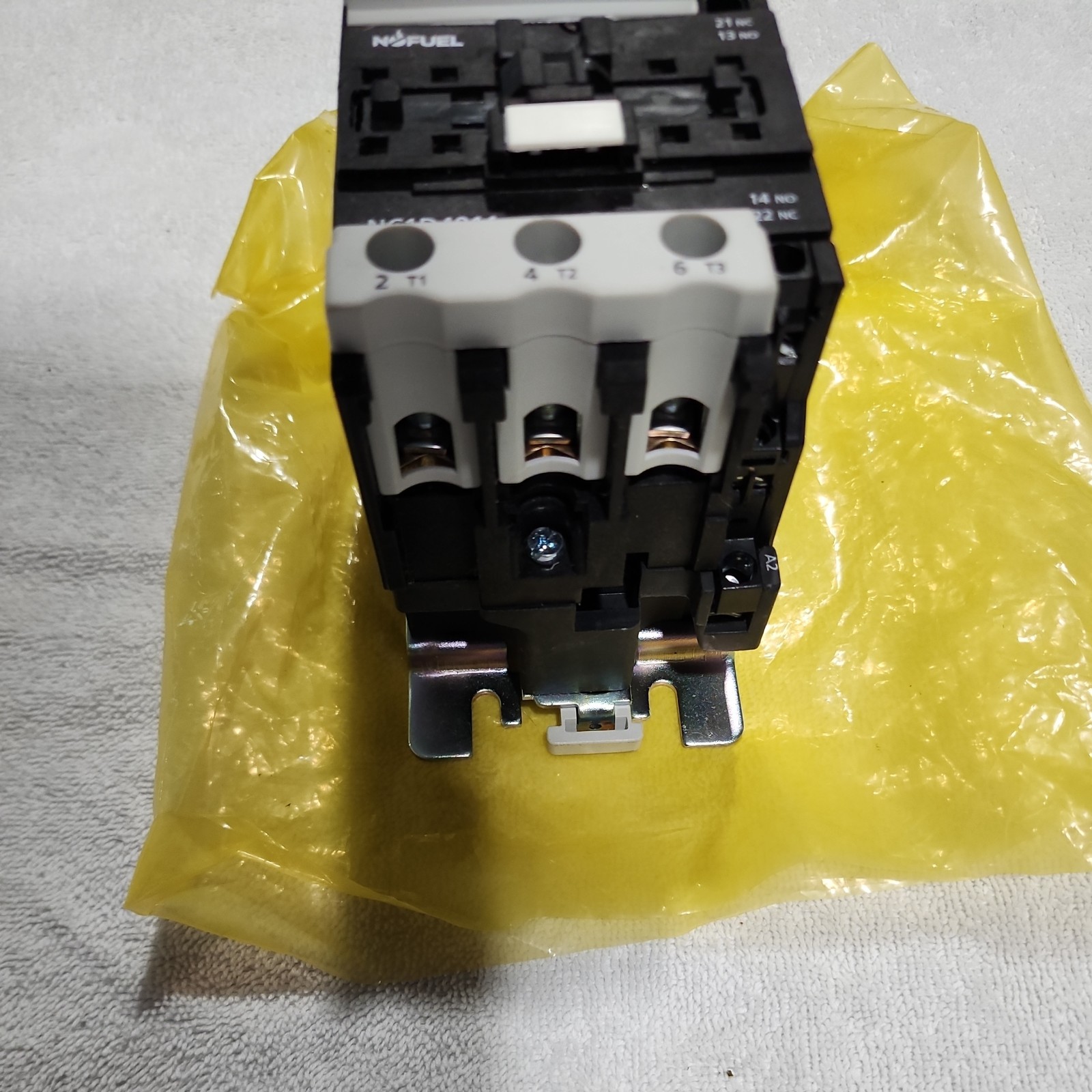 NOFUEL NC1 D40 11 F7 Contactor NC1D4011 Replaces LC1-D4011-F7 120V Coil