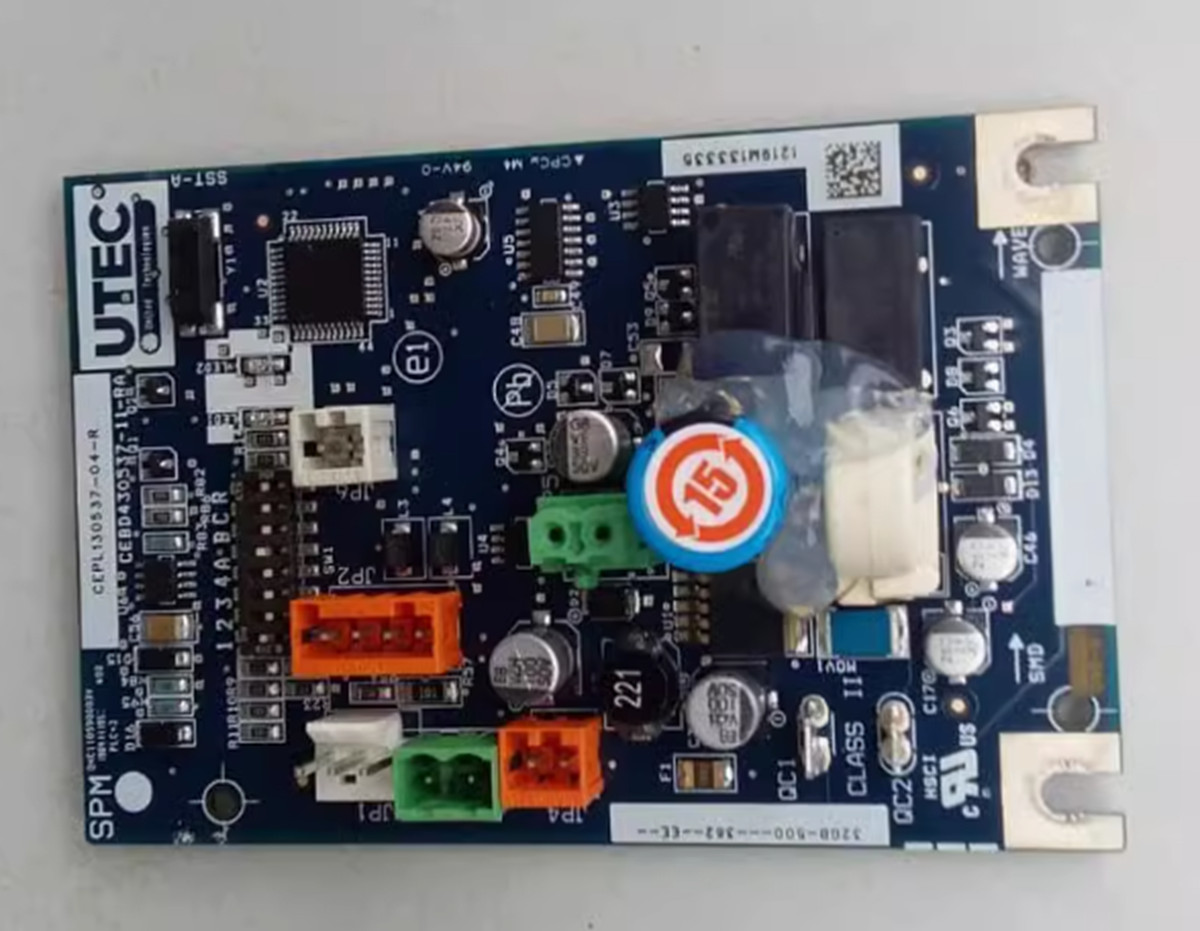 NEW CEPL130537-04-R 32GB500362 Module Protection Board
