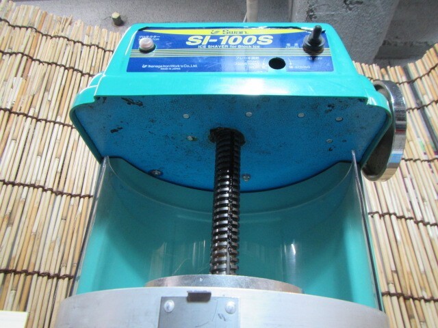 Swan SI-100S Ikenaga Commercial Block Ice Shaver Kakigori Machine 100V 2014 Used