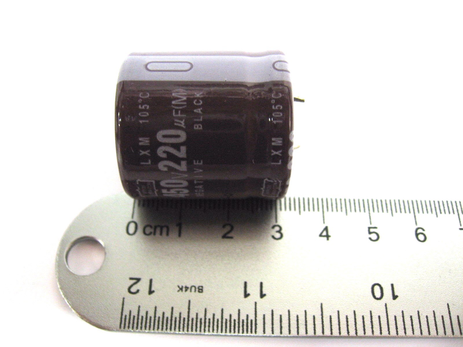 220uF 450V (2x) Electrolytic Capacitors 450V 220uF Volume 30×30 mm