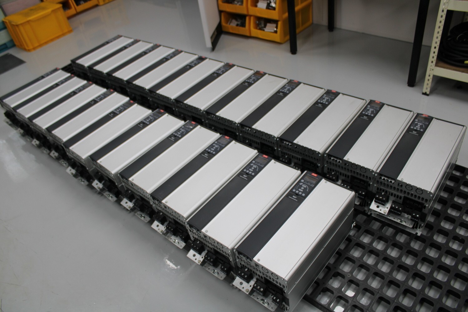 Danfoss VLT 22KW 131G9376 FC-302P22KT5E20H1BN, 1Pcs, Free Expedited Shipping