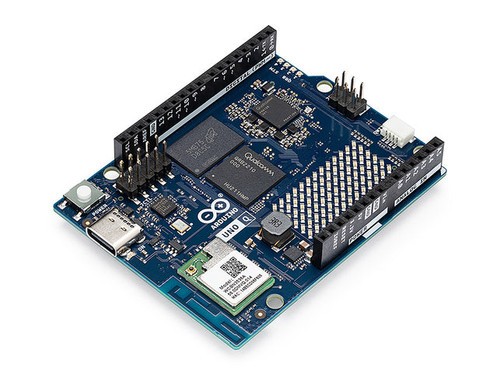 Arduino UNO Q Hybrid Board Qualcomm QRB2210 & STM32U585 AI Vision IoT