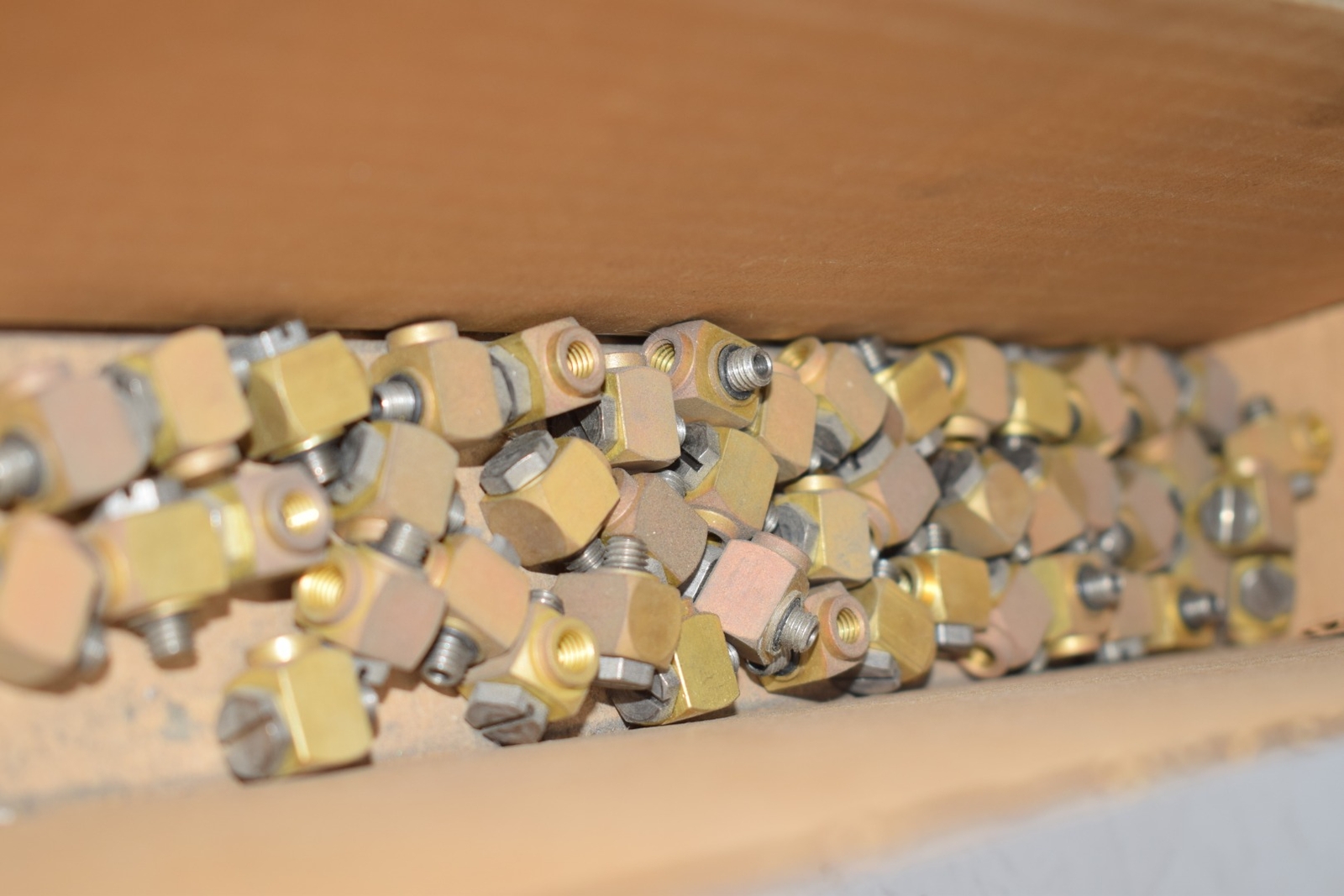 Lot of NEW 8410-14028 Fittings