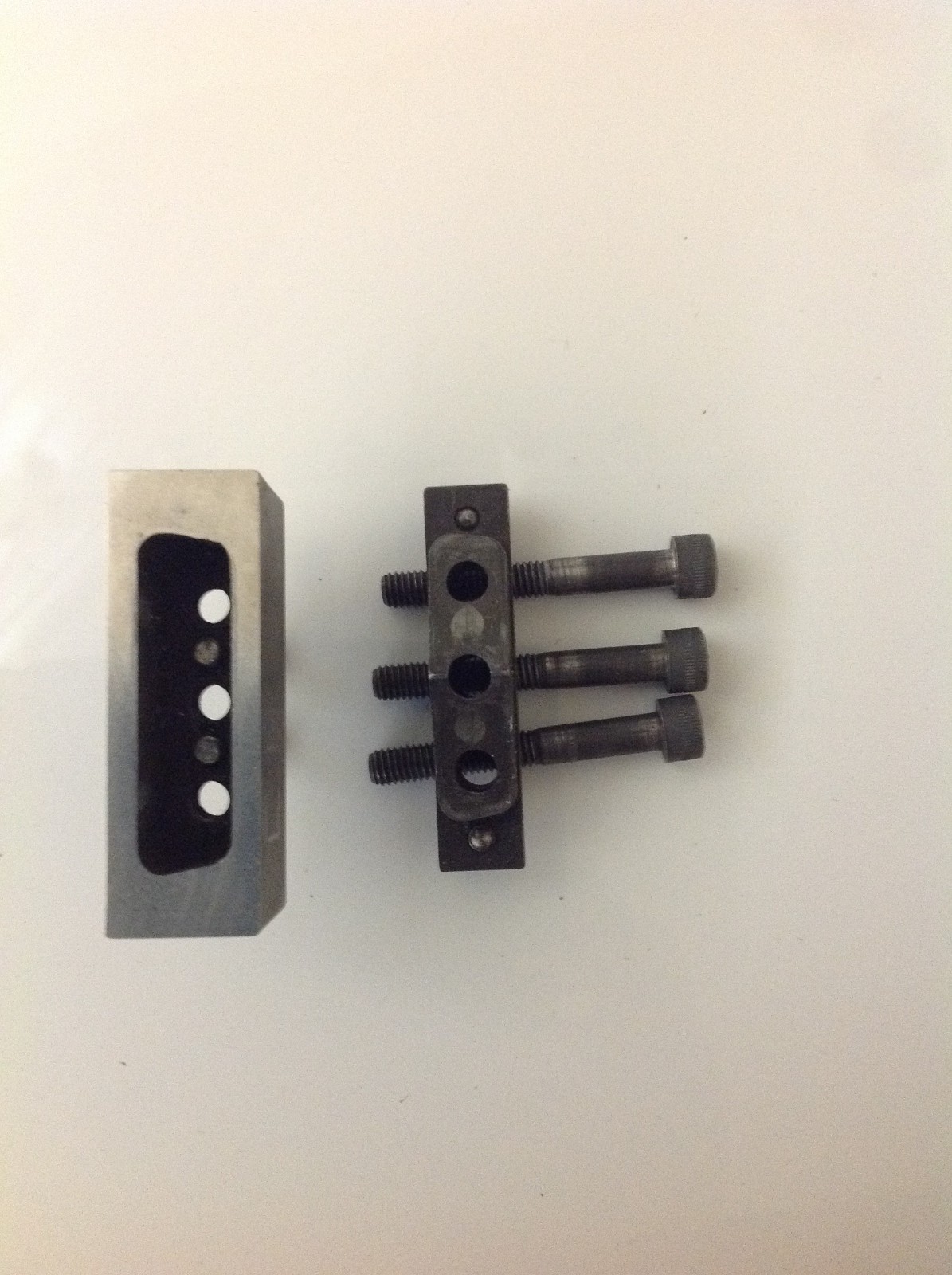 Panel punch for DB25 connector Model MK-25P complete set with Allen wrenches