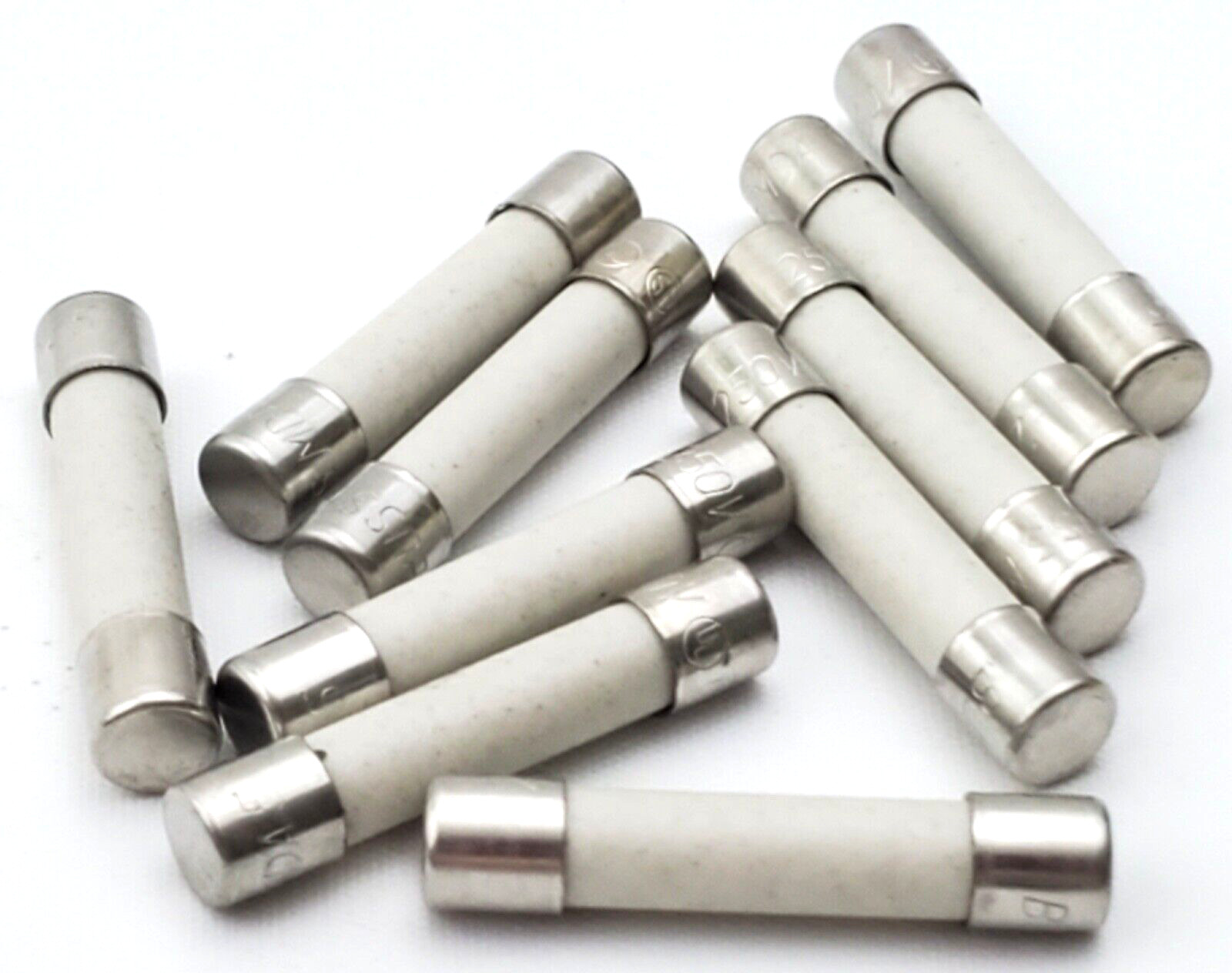 Box of 100 Bussmann MDA5 250 Volt 5 Amp Slow Blow Ceramic Fuses 1/4″ x 1-1/4″