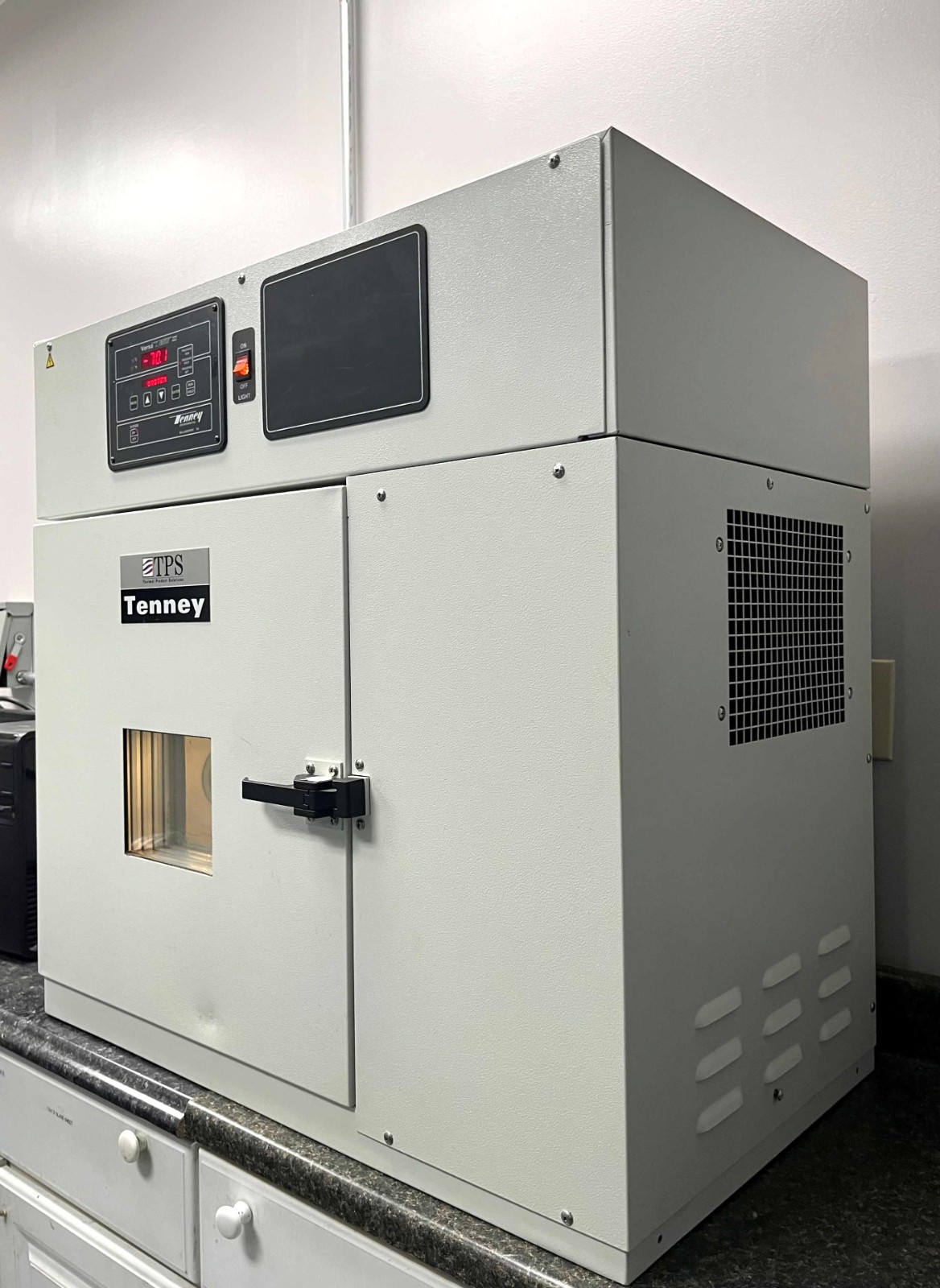 Fully Working Tenney JR Environmental Test Chamber (-75C to +200C) w/Window