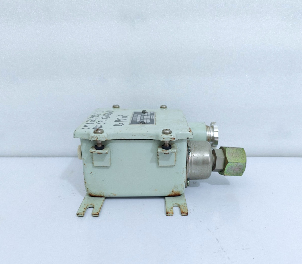 SAGINOMIYA SPS-K 206 W U1Q PRESSURE CONTROL switch 0.5~5/Kgf/Cm²