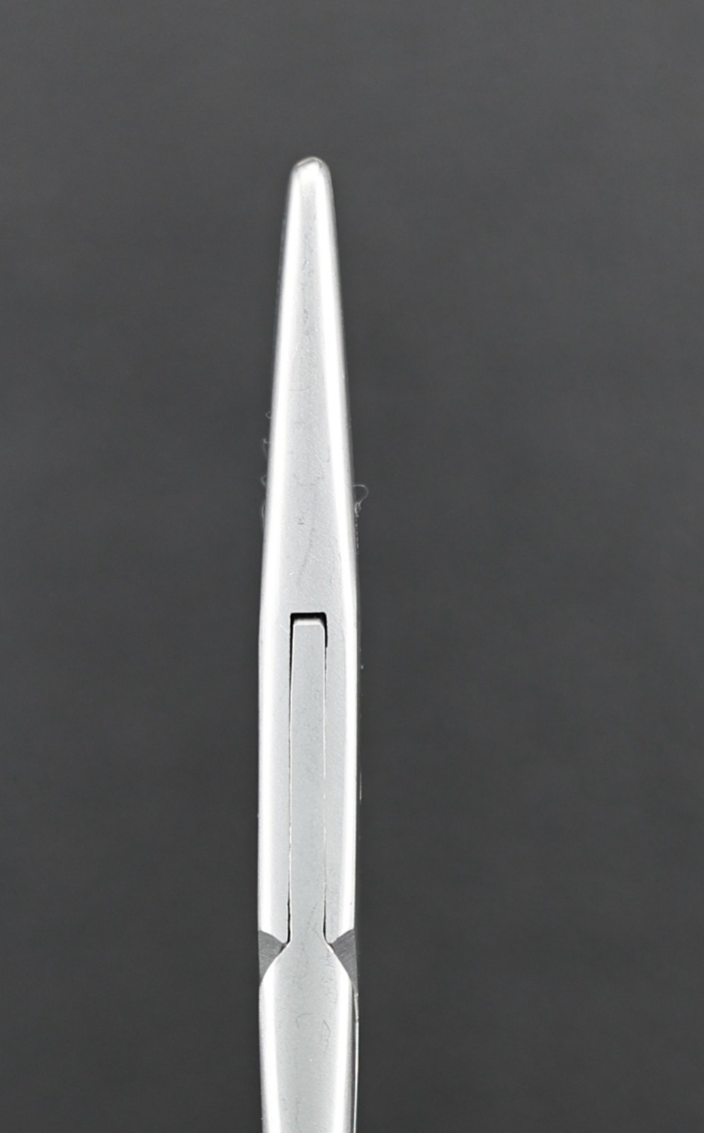 Aesculap BM065R Mayo-Hegar Needle Holder, Straight, Serr, TC 6″