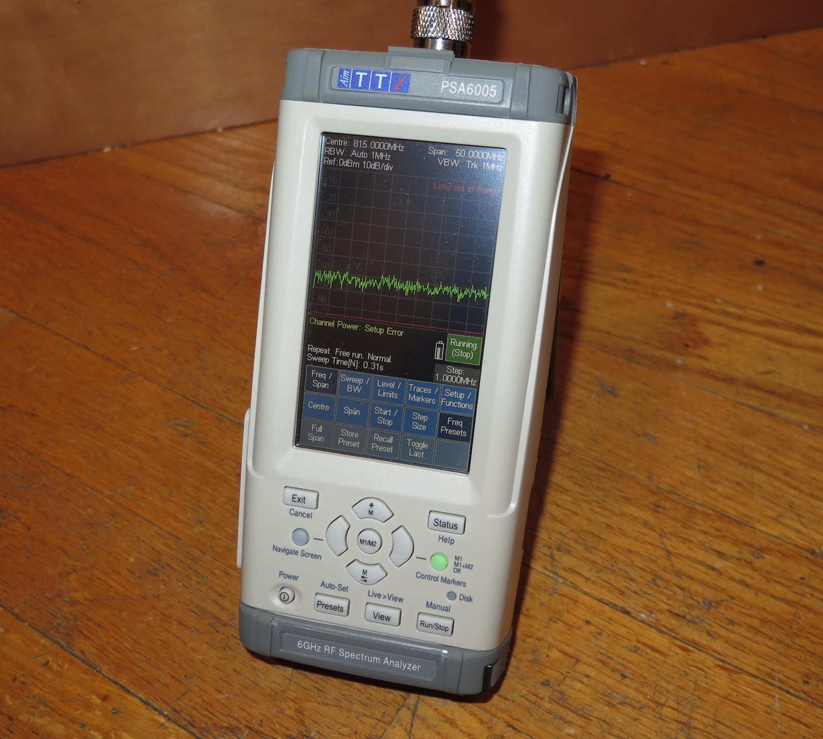 AIM TTI PSA6005 6GHz Handheld RF Spectrum Analyzer Kit with U02 Option Pack