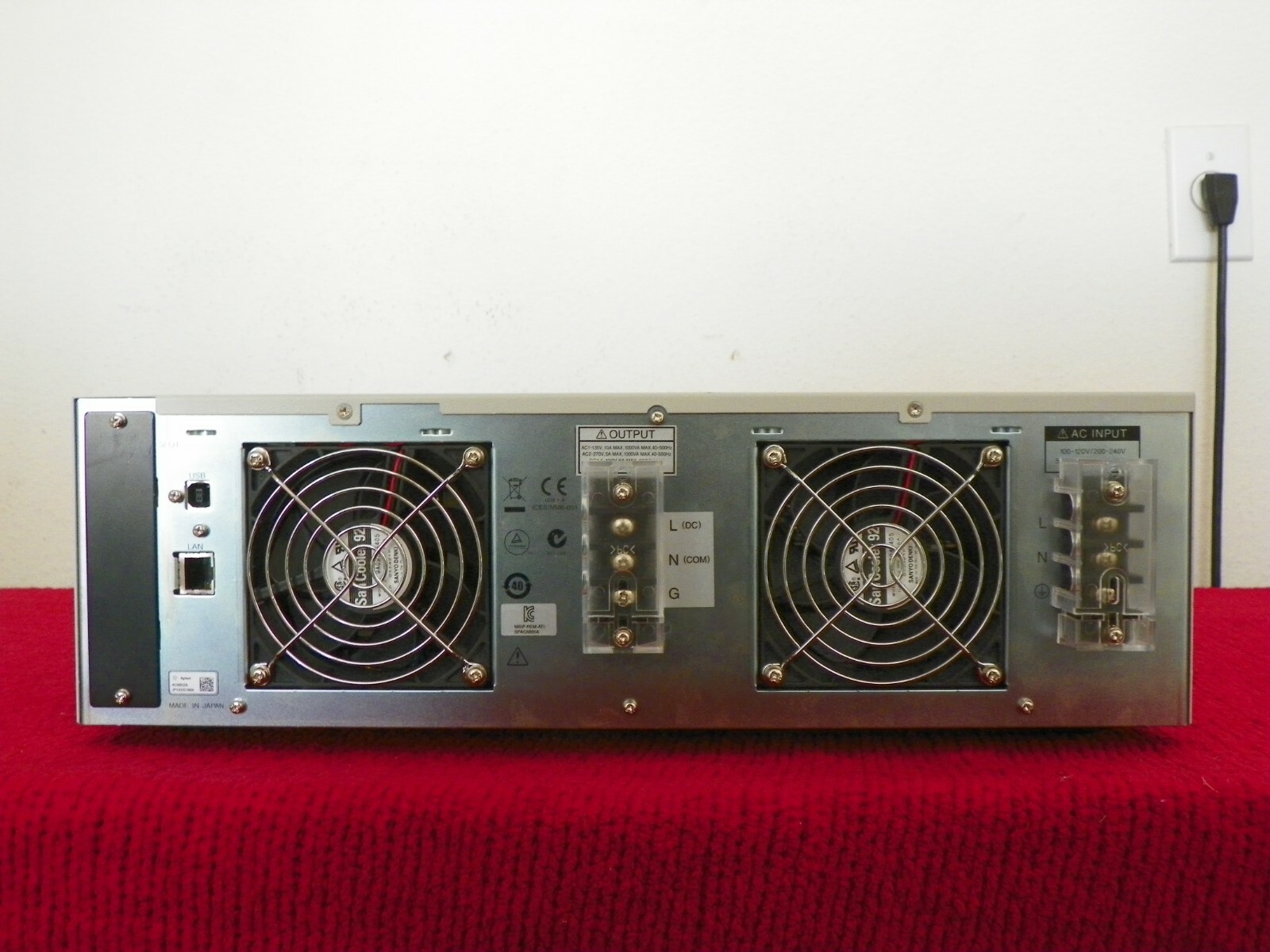 AC6802A AC Power, 1000VA, to 270V,10A/5A 45-500Hz