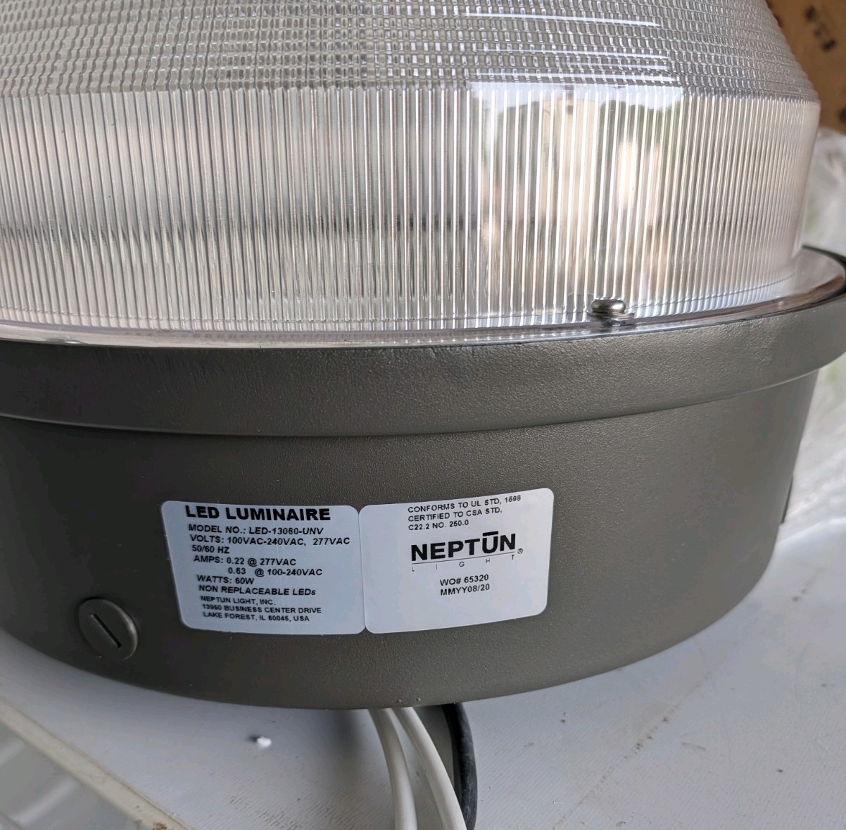 Neptun Light Led Luminaire Led-13060-unv 100 Vac-240vac,277Vac 60w