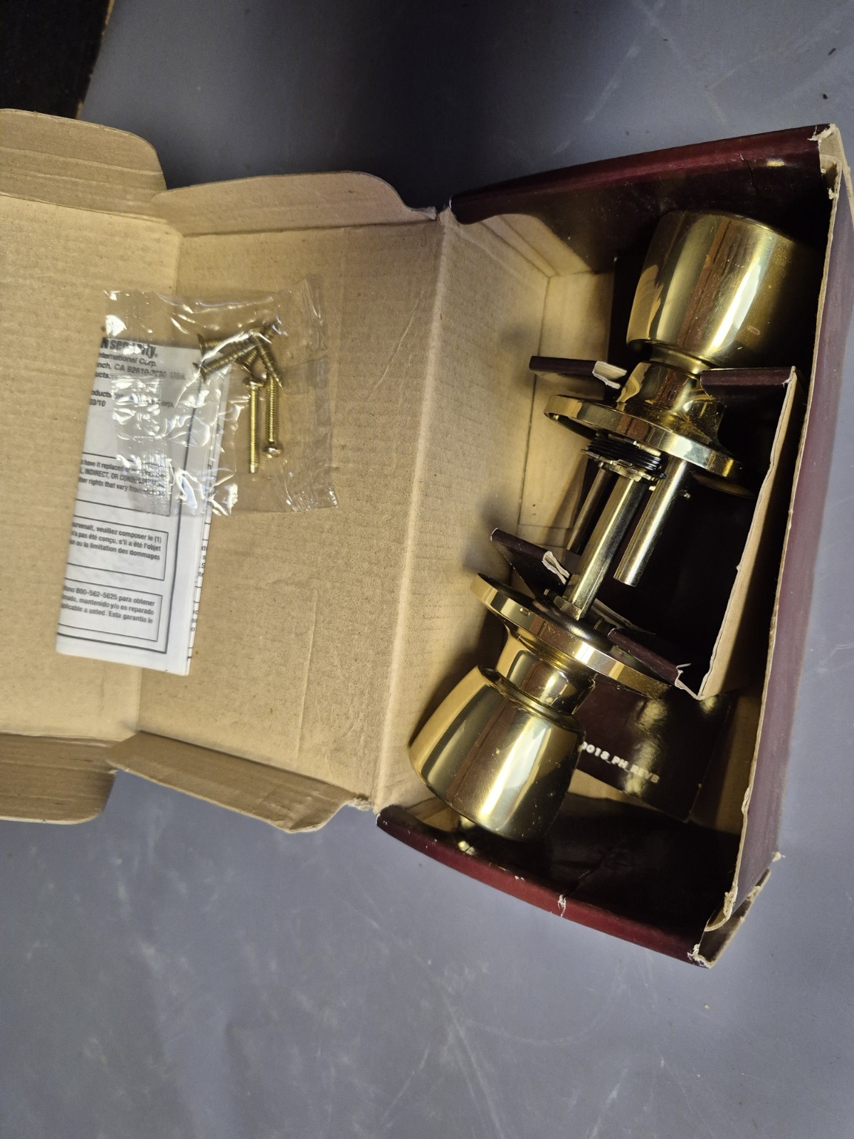 Mountain Security Interior Locking Polished Brass Tulip Door Knob 3130-105 NIB