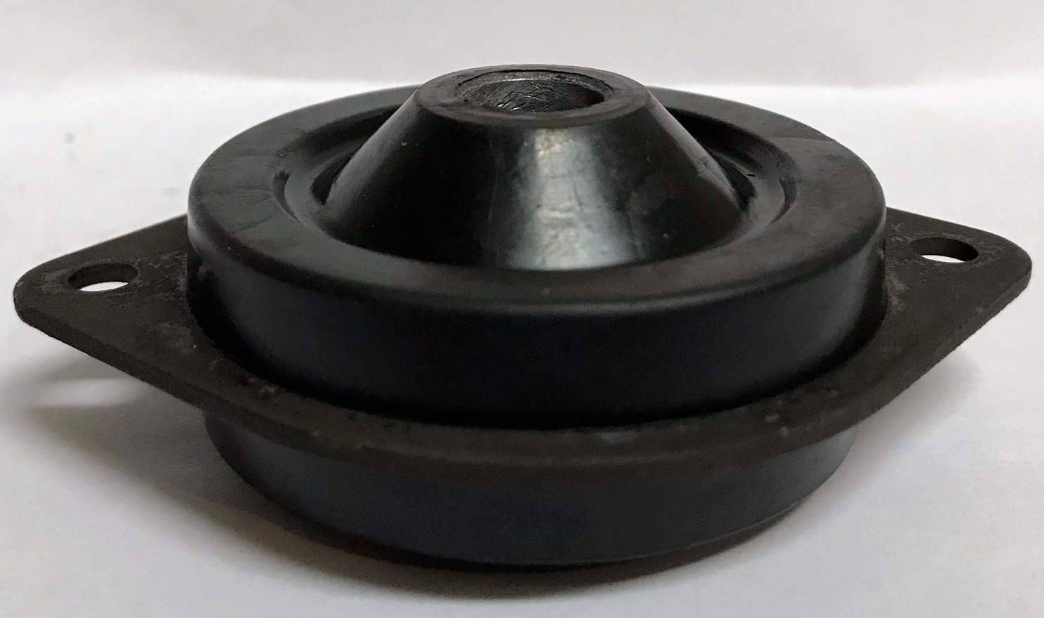 MADE IN USA! Motor Engine Mount Isolator replace John Deere AM101961 BRAND NEW!