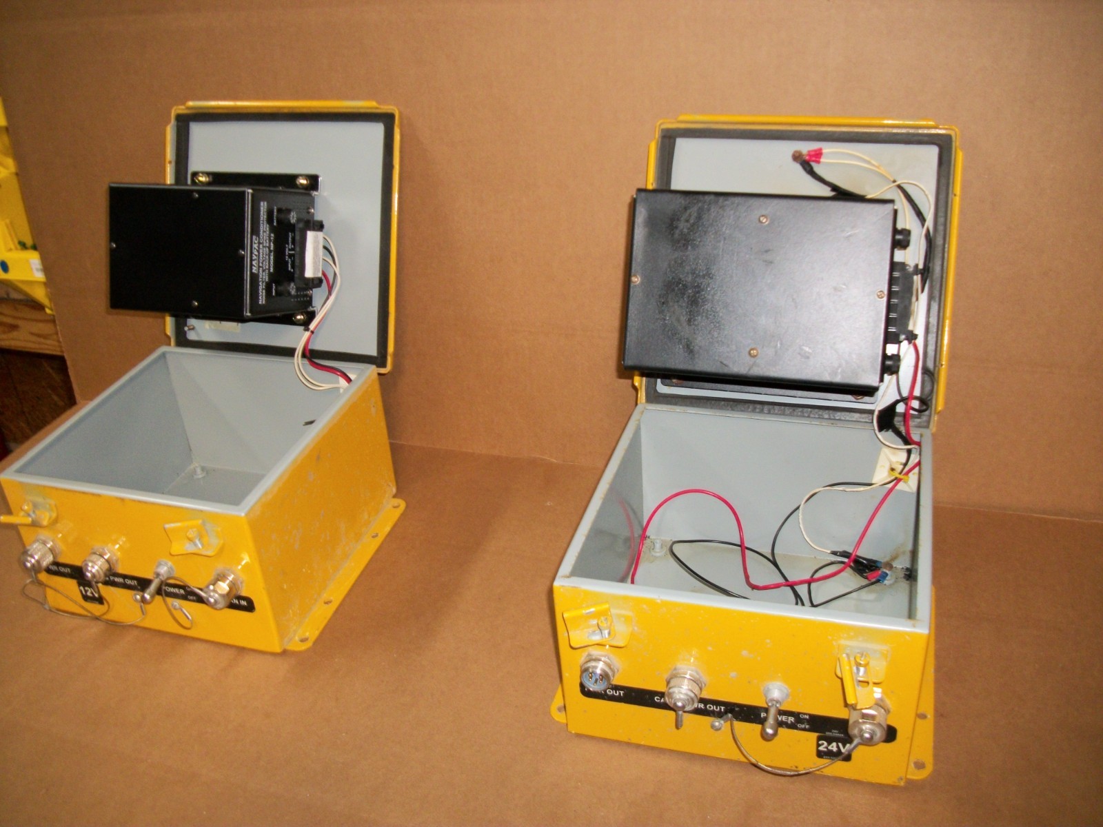 GOMACO GSI MOBA POWERS BOXES W/ NAV PAC POWER CONDITIONERS PAVING ASPHALT NP24