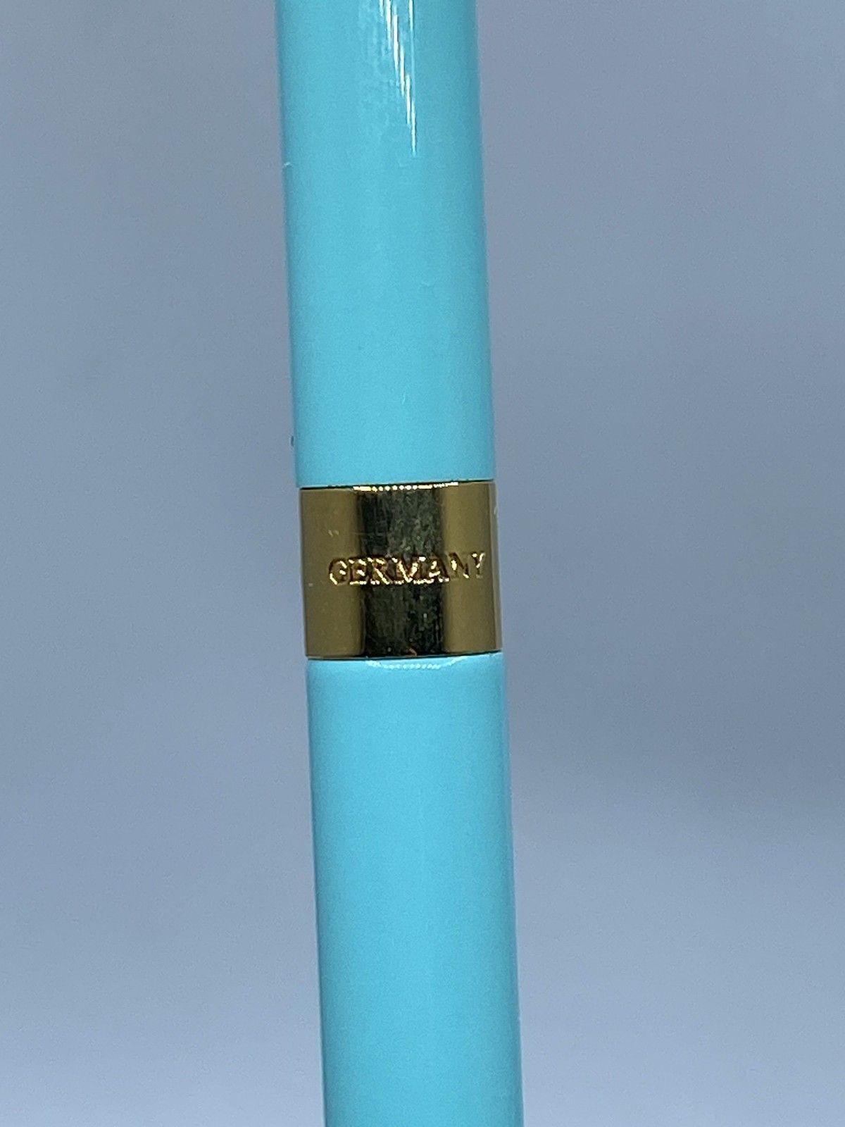 Tiffany & Co. Tiffany Blue Enamel and Gold Tone Ballpoint Pen Germany 4.5″