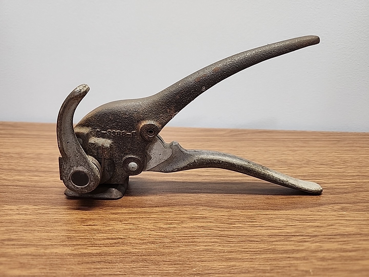 Vtg Acme Ratcheting Banding Strapping Tool USA C3388F Acme Steel Co Pistol Grip