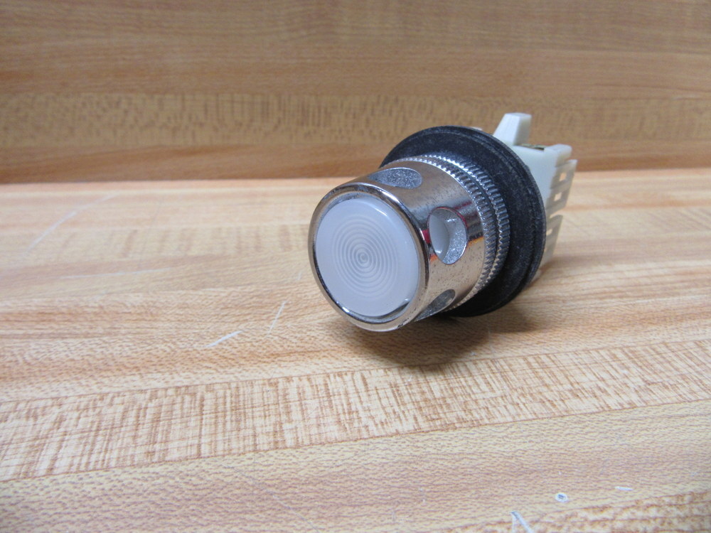 Fuji AH30-L2 E3 Pushbutton AH30L2E3 White