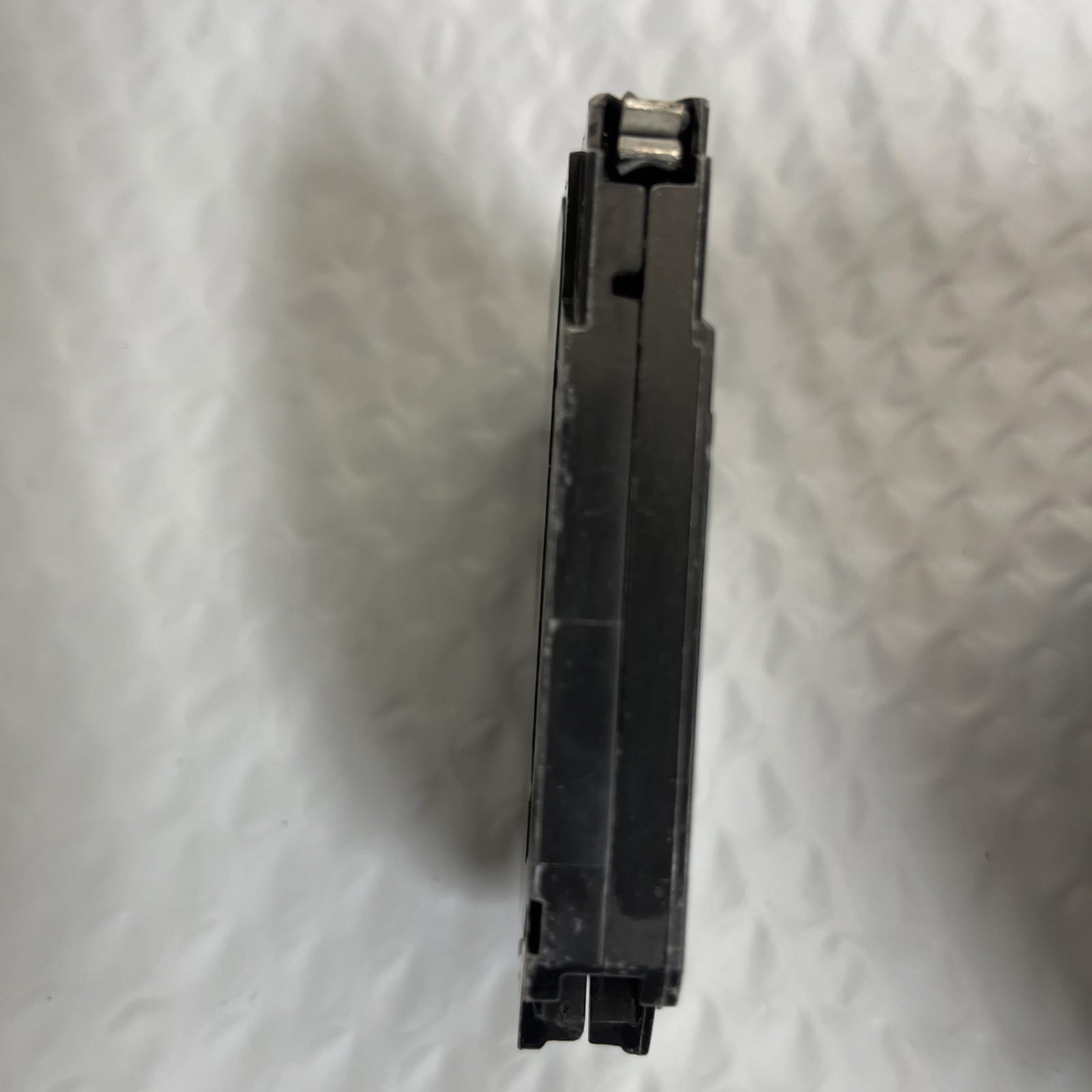 GE Q-Line 15 Amp 1/2 in. Single-Pole Circuit Breaker (THQP115)(6PK)