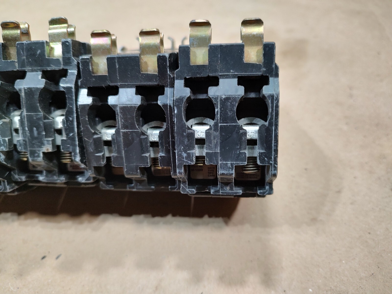 4-PACK – 40 Amp Square D 2 Pole 40A HACR Type QO240 Al/Cu Type QO 240V Breaker