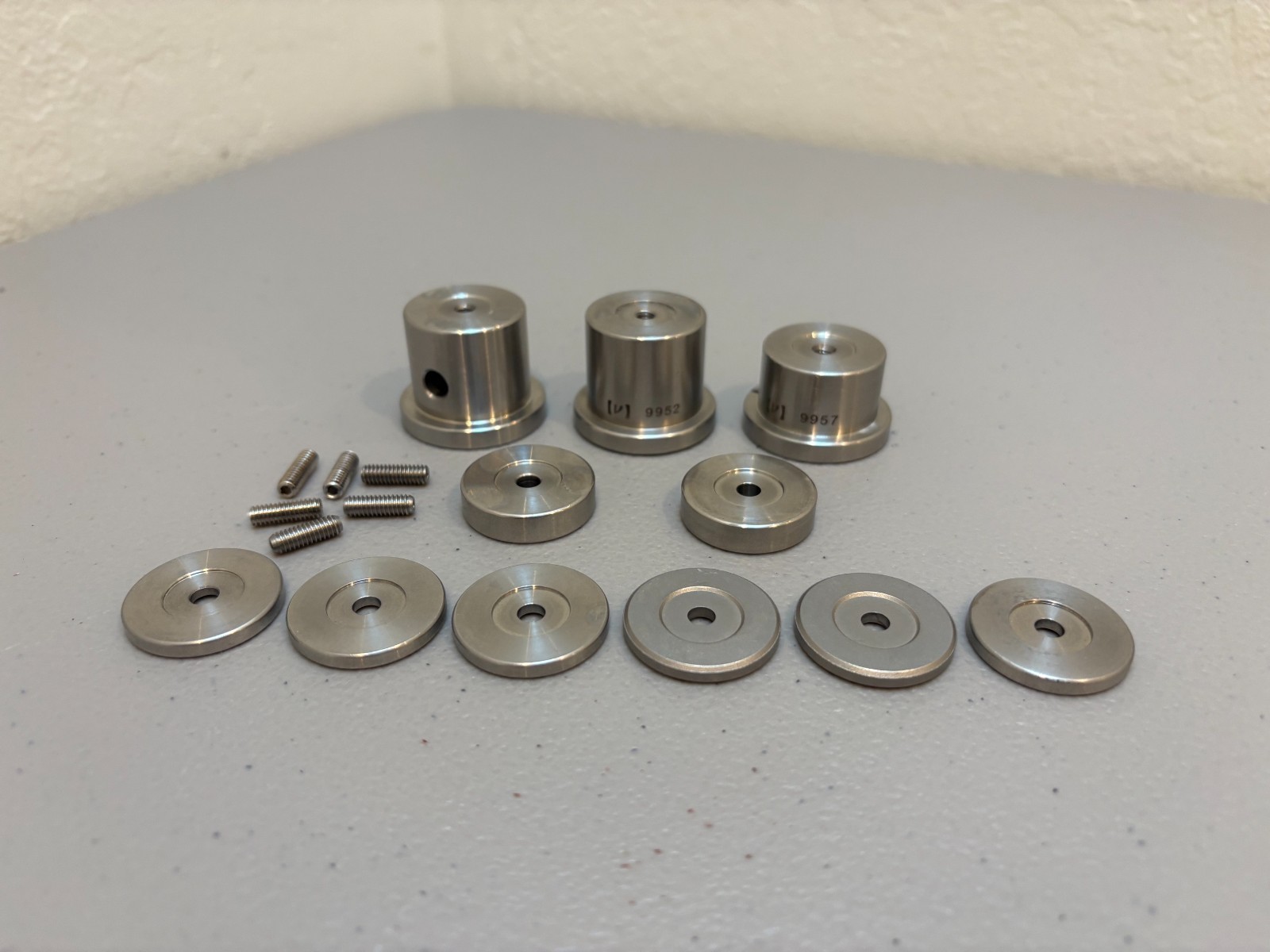 Newport pedestal posts + spacers, stainless-steel, excellent condition, 11 pcs