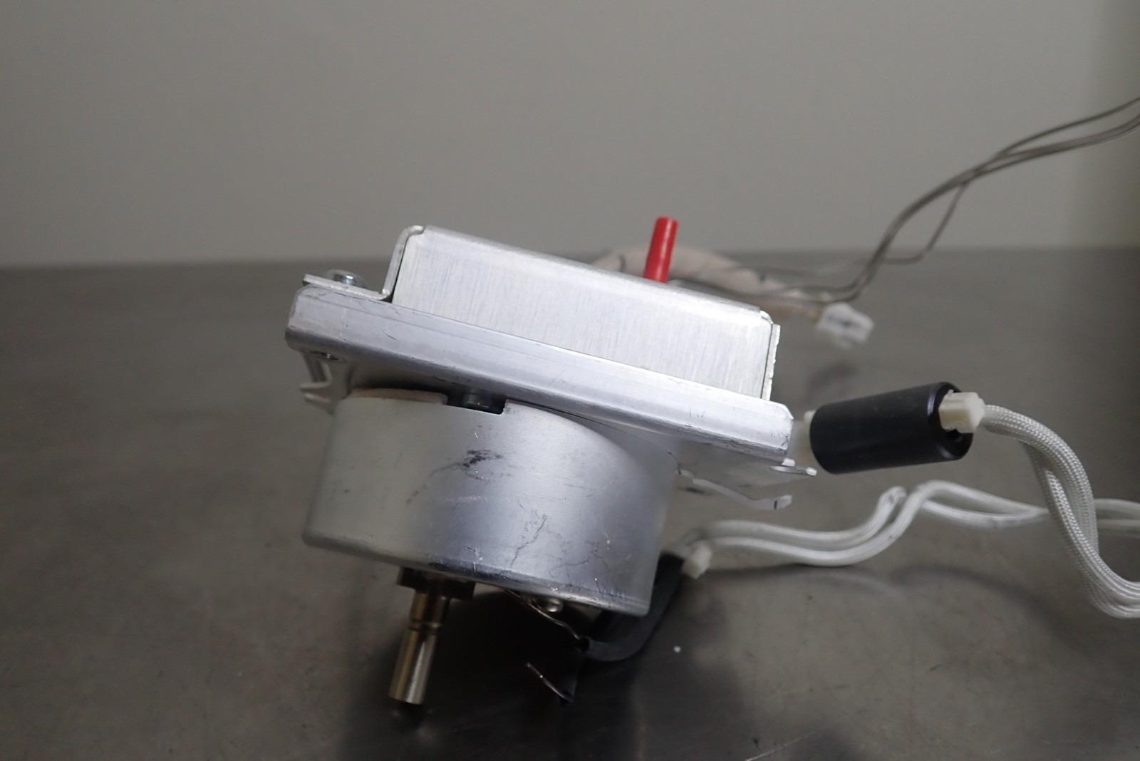 Agilent Technologies G3450-67321 8890 TCD Cell Assembly