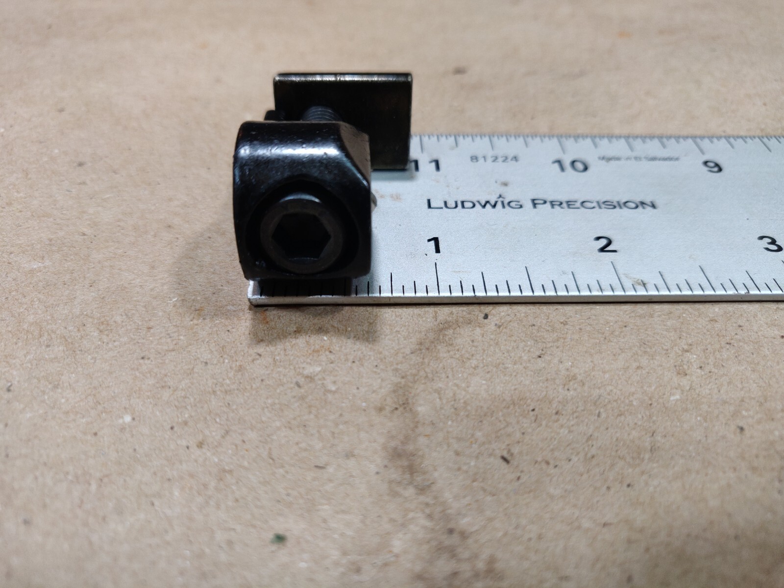 30-QTY, FAZTEK, Standard Anchor Fastener Assembly, 1 1/2″ x 25/32″ x 5/8″, Black
