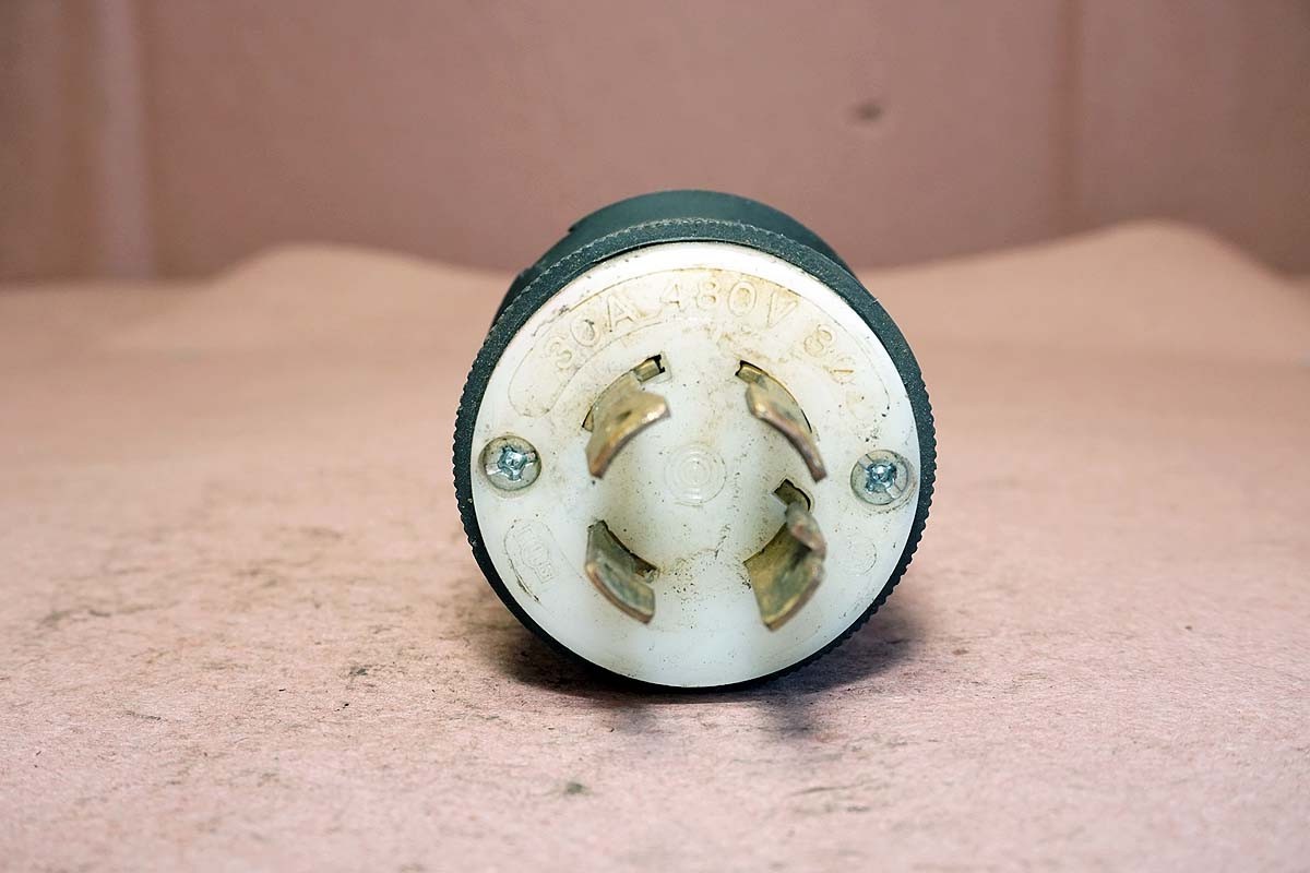 Hubbell HBL2731 30 Amp 480 VAC Plug