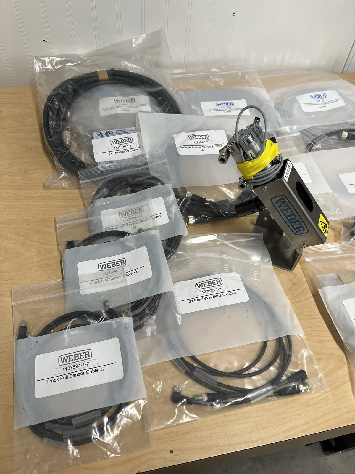 Weber Pneumatic Automatic Feed Screwdriving Bundle Lot – Cables, Sensors, etc.