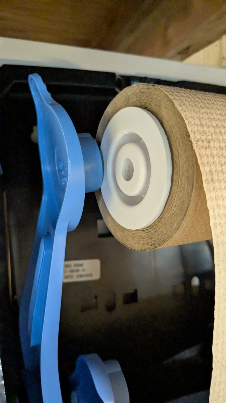 Georgia Pacific Blue Ultra 59590 Adapter to the 2″ brown paper towel roll
